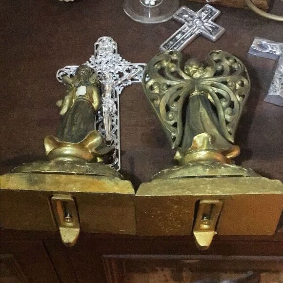 Stocking hangers vintage angel on missing wings - Picture 8 of 8